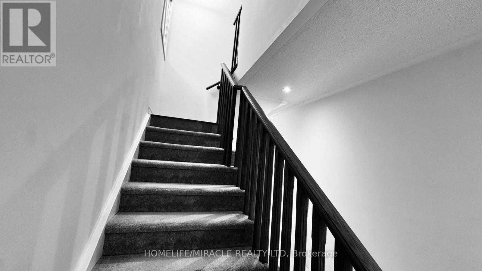 166 SEELEY AVENUE - 26