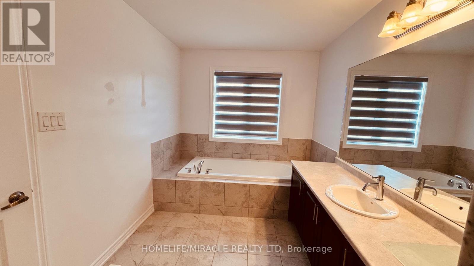 166 SEELEY AVENUE - 27