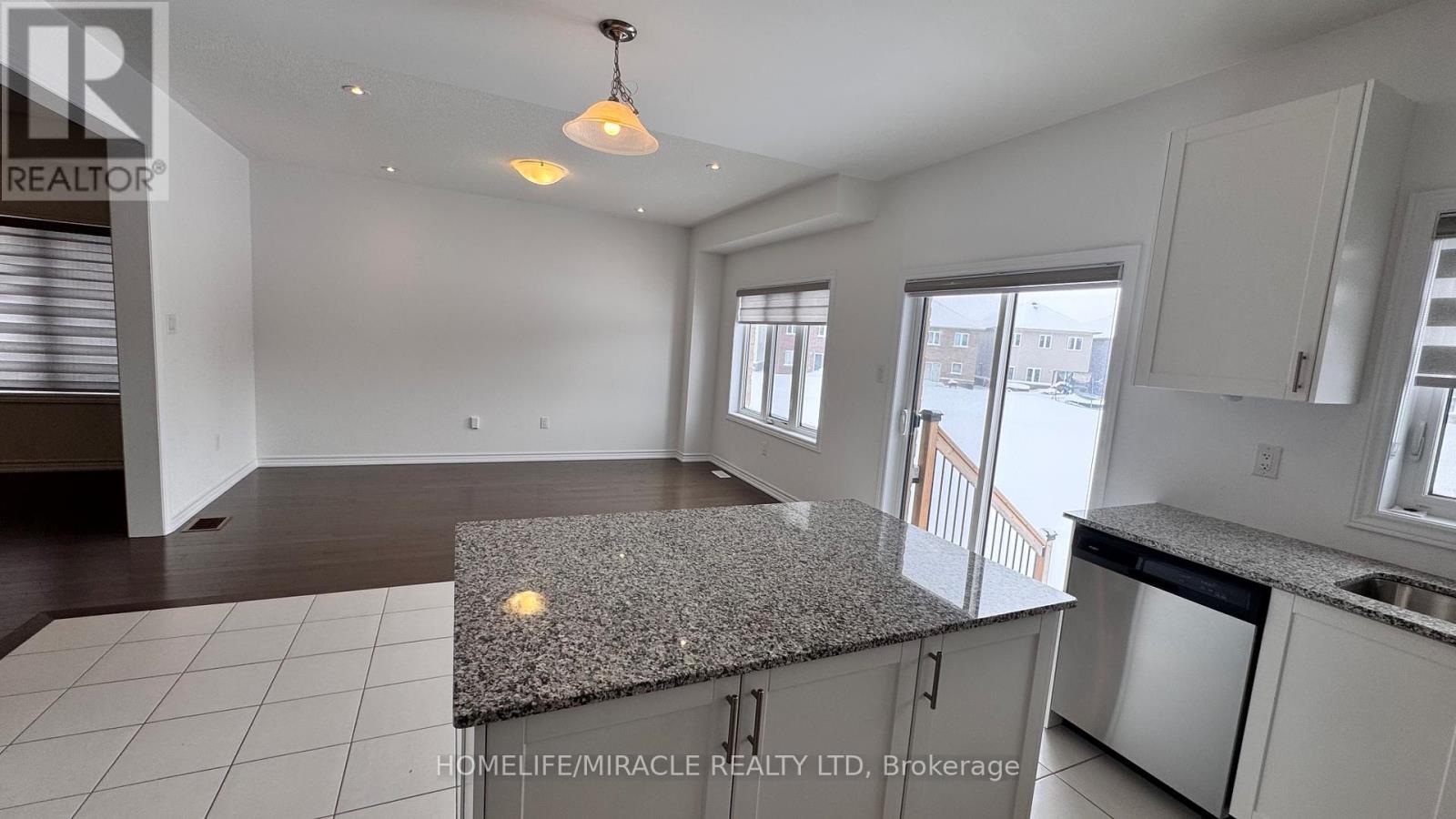 166 SEELEY AVENUE - 23