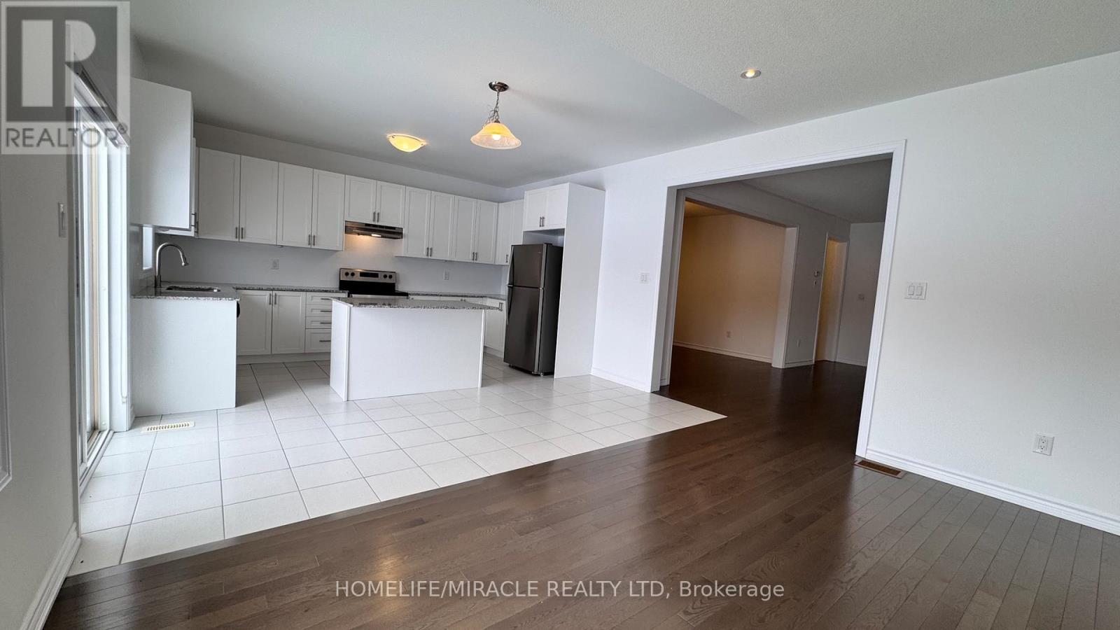 166 SEELEY AVENUE - 25