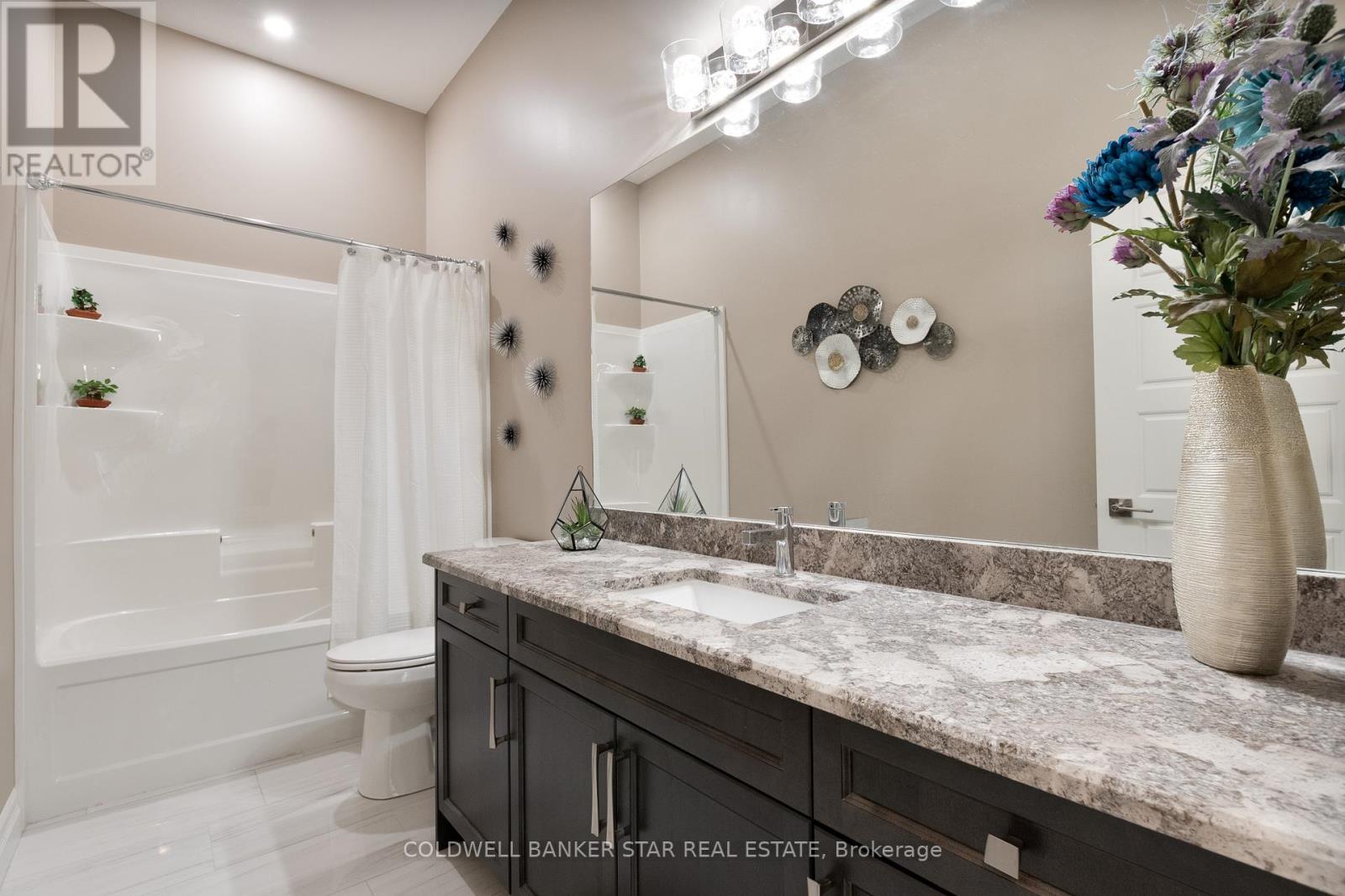 2426 RED THORNE AVENUE - 22