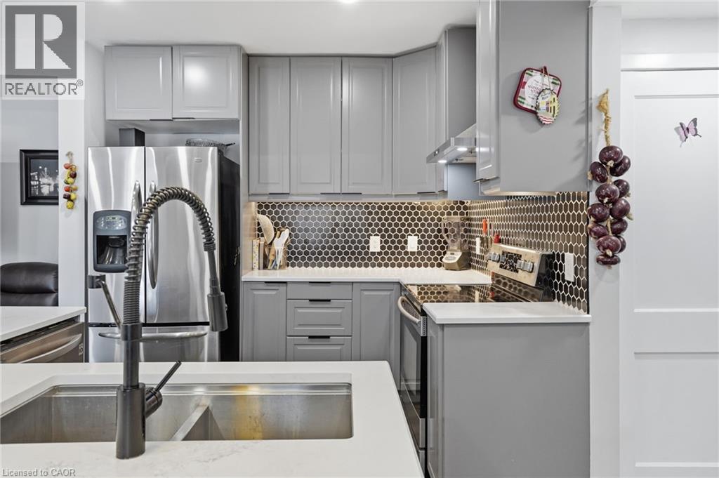 4 MANNING Street - 6