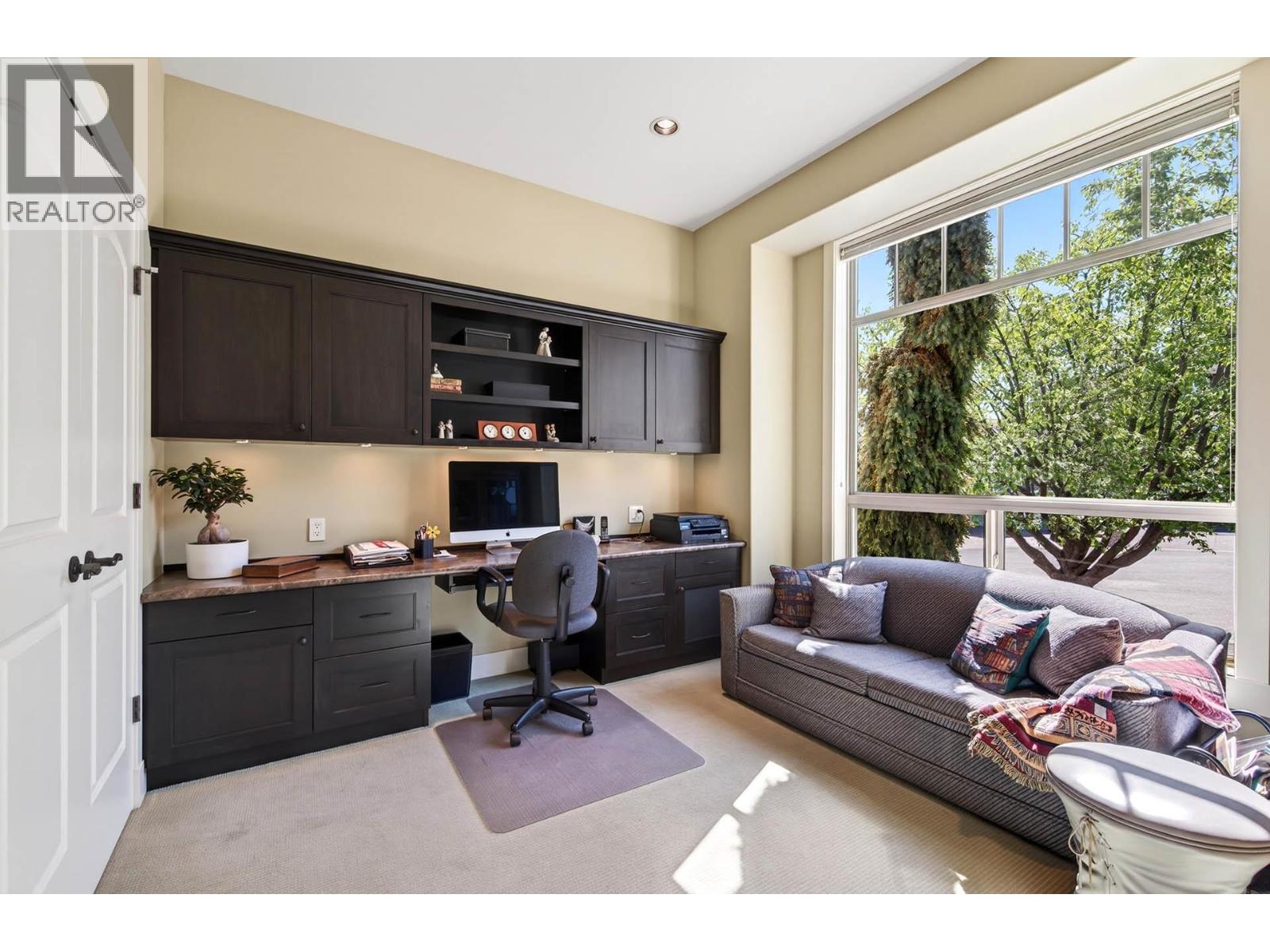 424 AZURE Place - 32