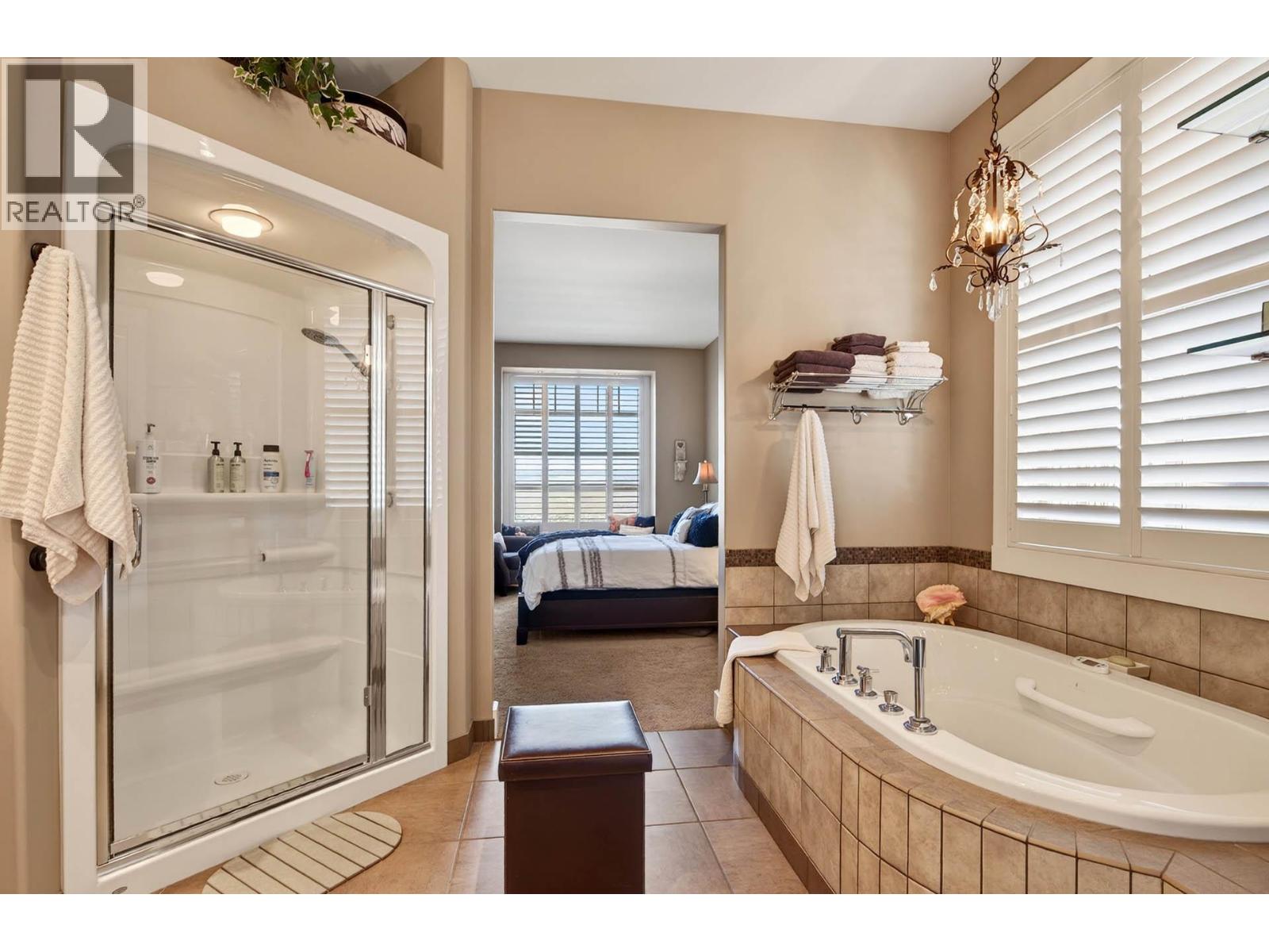 424 AZURE Place - 31