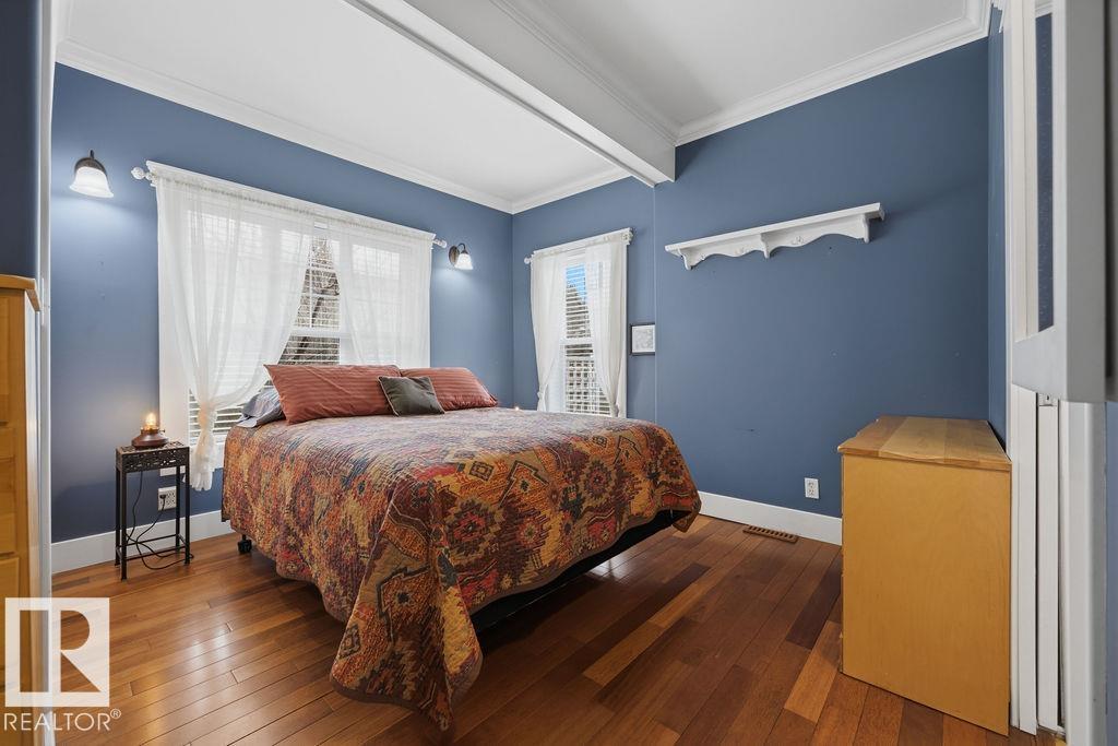 11120 53 ST NW - 15