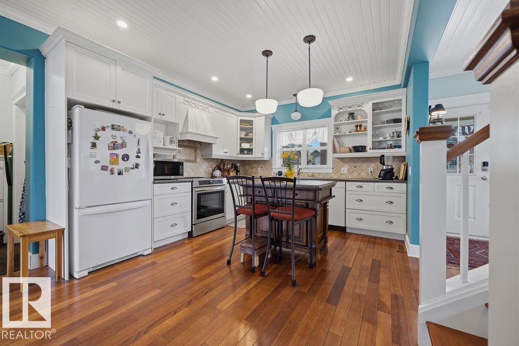 11120 53 ST NW - 7