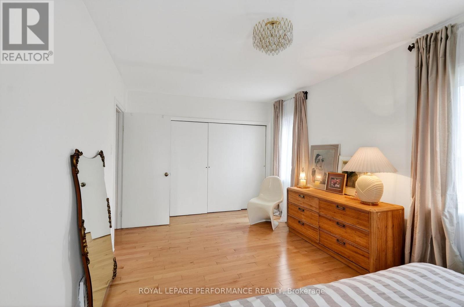 317 SHAKESPEARE STREET - 25