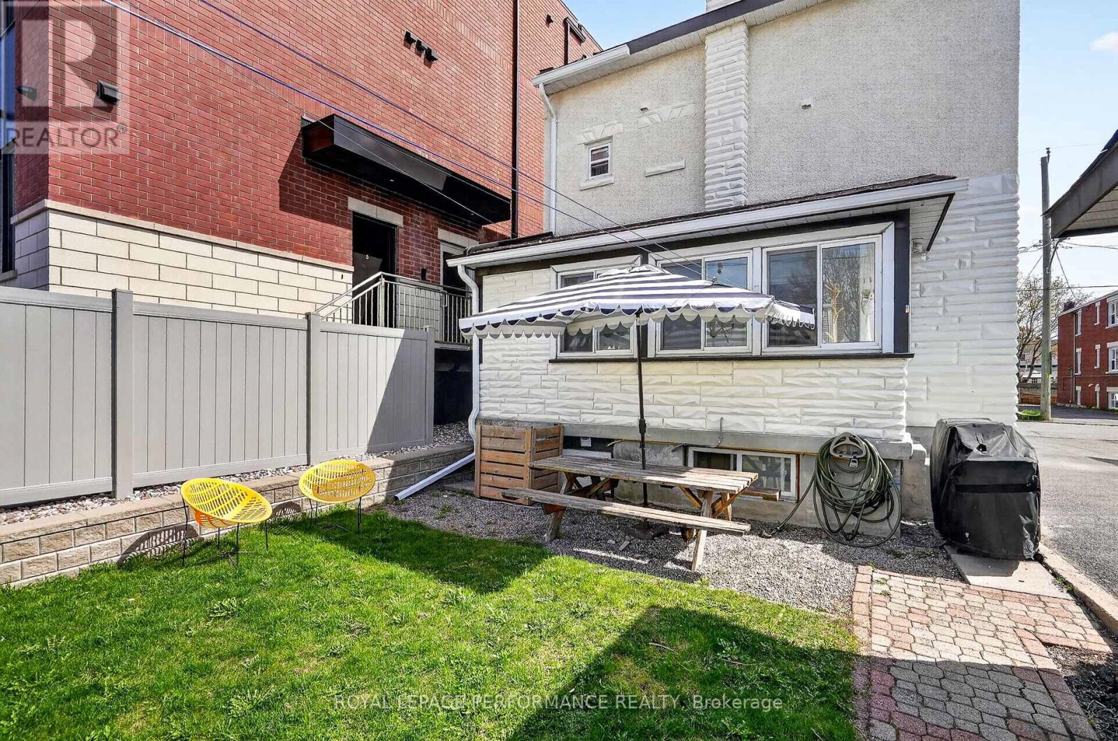 317 SHAKESPEARE STREET - 38