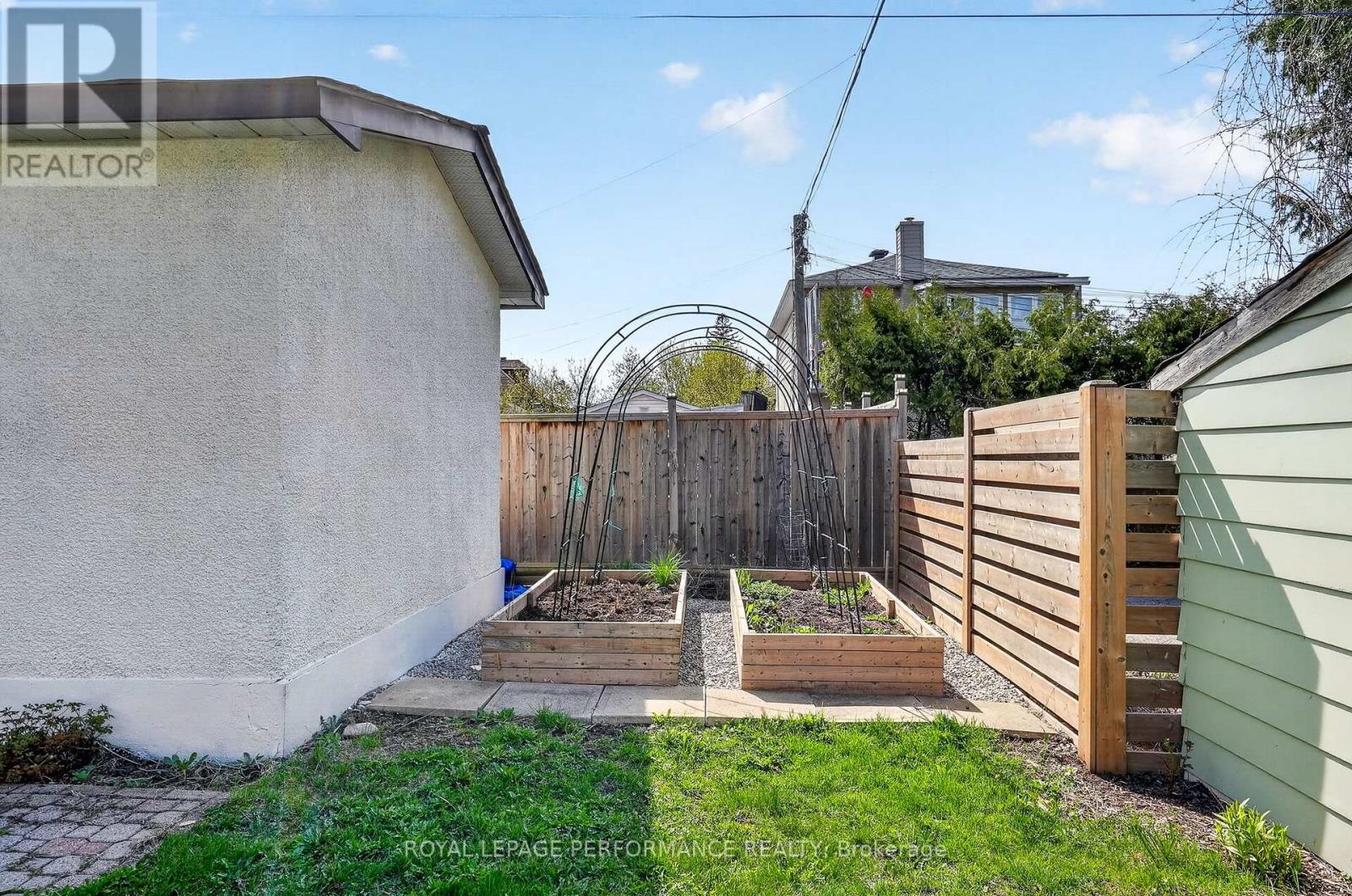 317 SHAKESPEARE STREET - 39