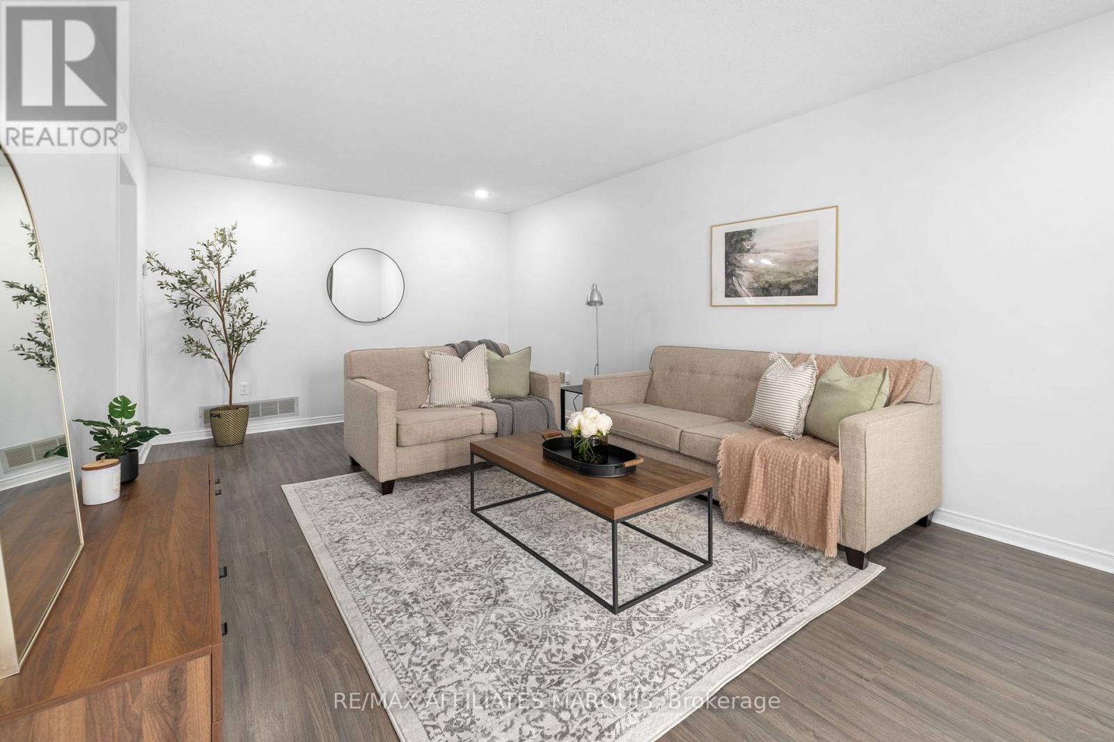 15 DAVIS DRIVE - 18