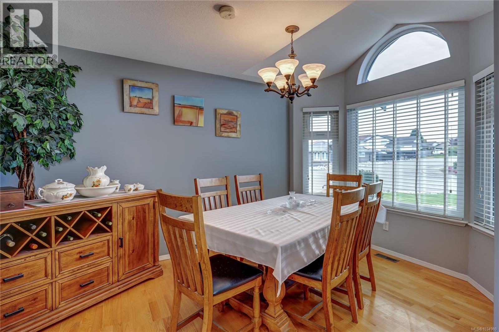 6254 Waterbury Rd - 15