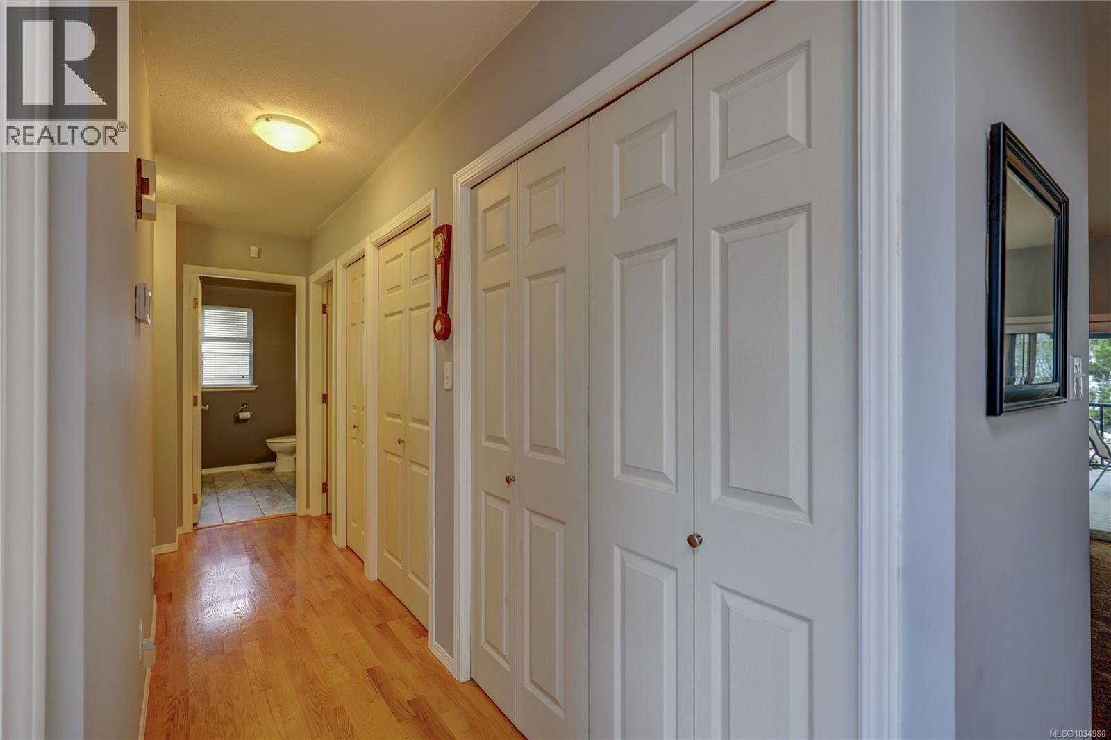 6254 Waterbury Rd - 17
