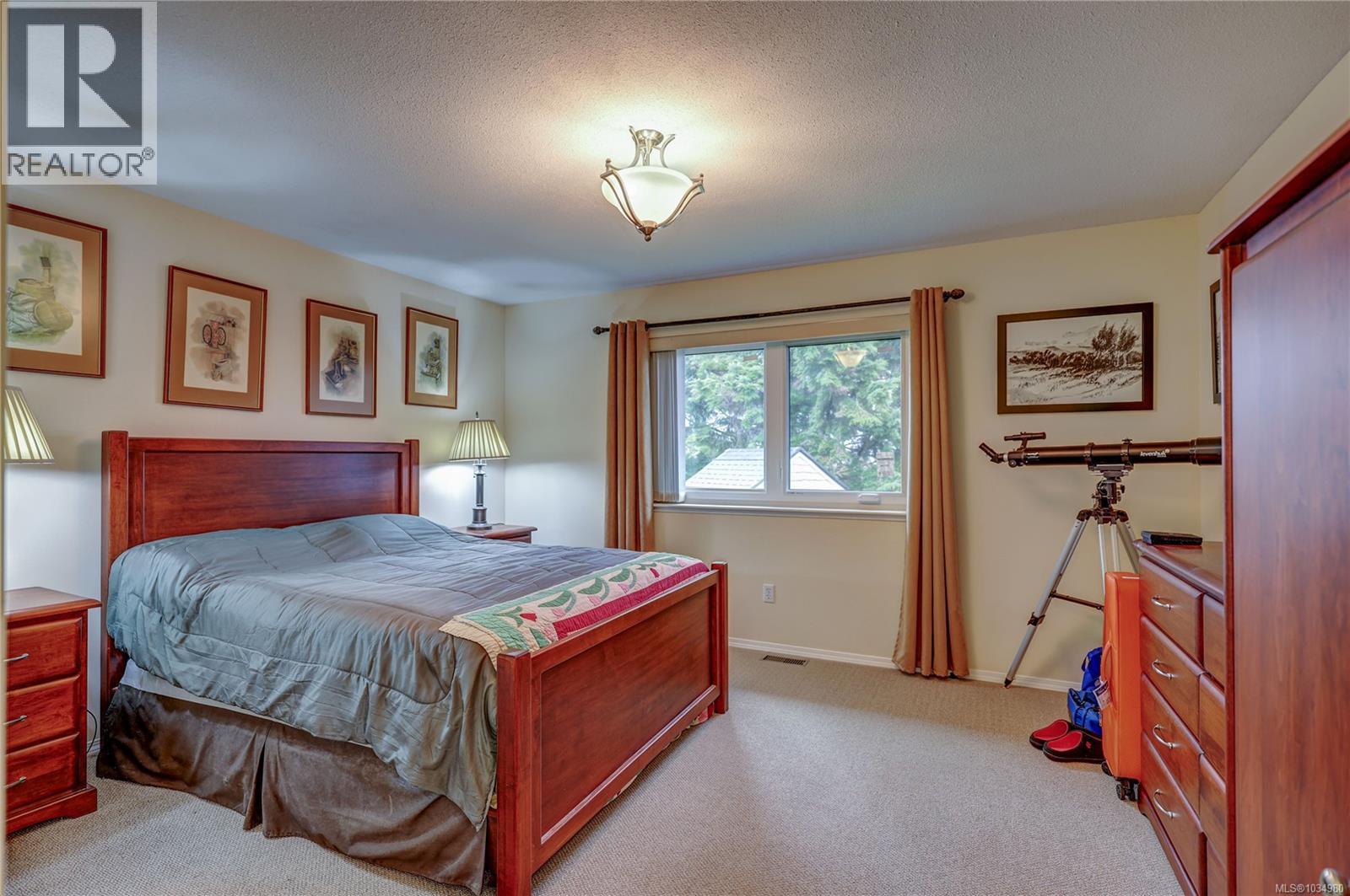 6254 Waterbury Rd - 21