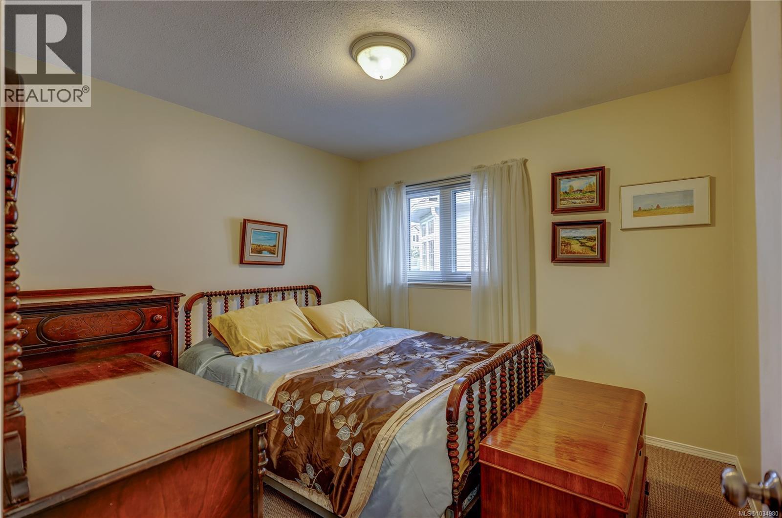 6254 Waterbury Rd - 23