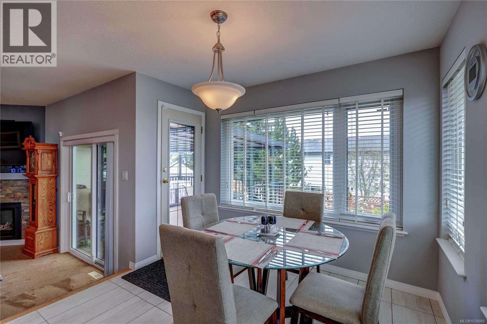 6254 Waterbury Rd - 9