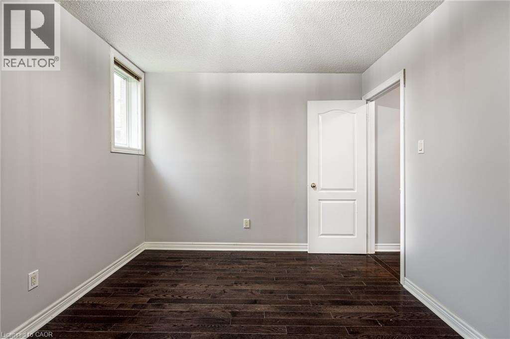 7 TANDEM Court - 37