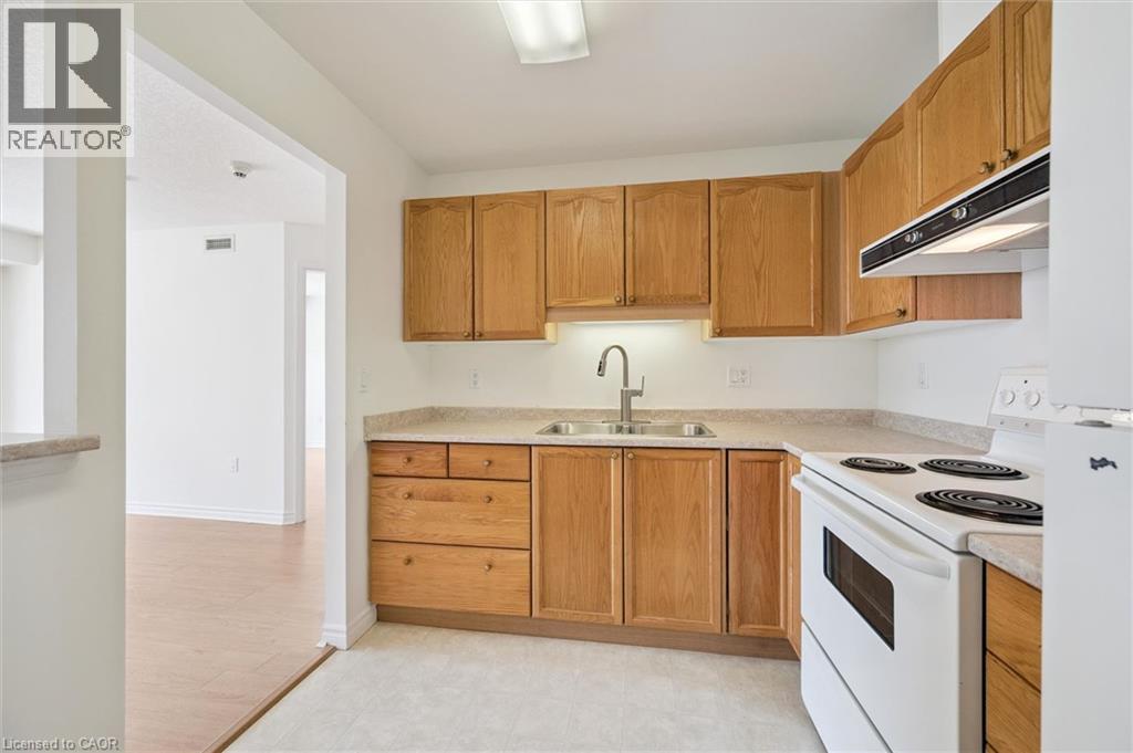 20 ST GEORGE Street Unit# 311, Kitchener, Ontario, N2G2S7 — Photo 14