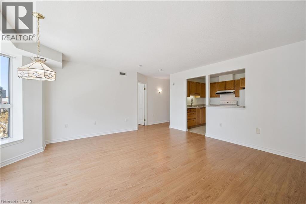 #311 20 ST GEORGE Street - 7