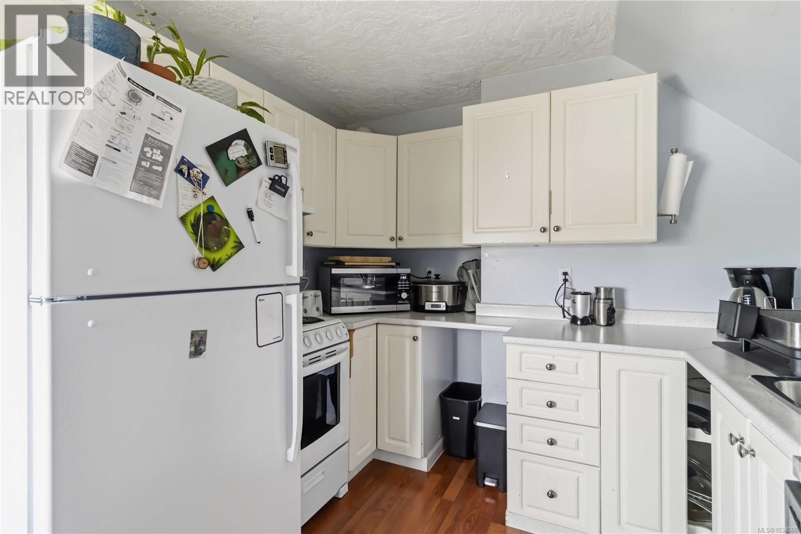 3124 Glasgow St - 27