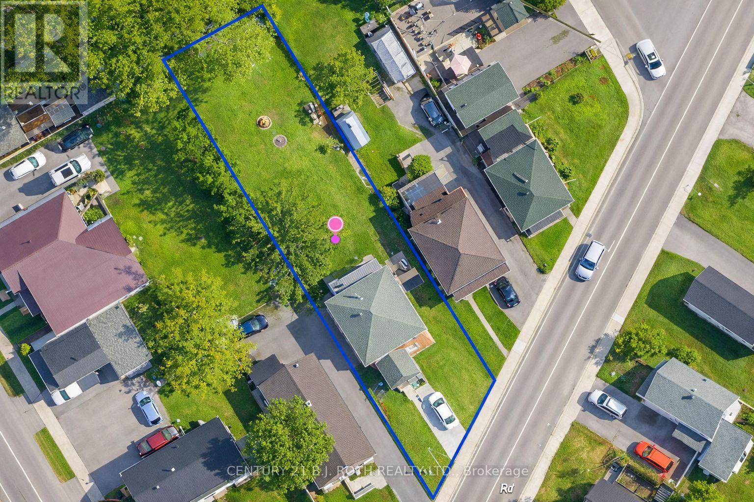 174 BARRIE ROAD - 2