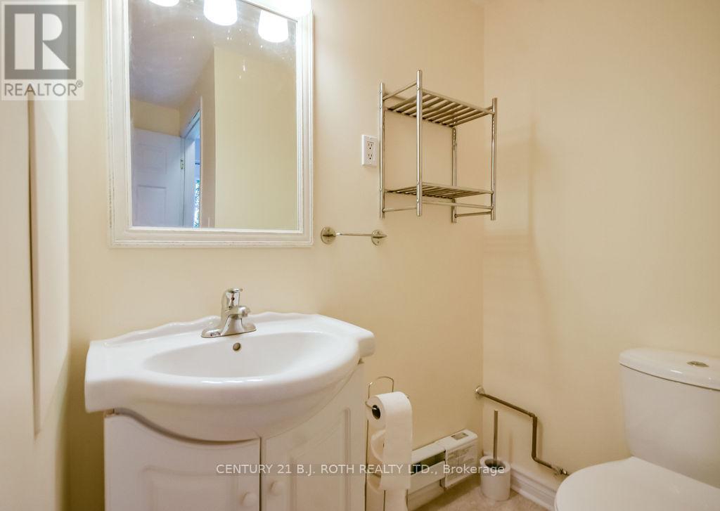 174 BARRIE ROAD - 25