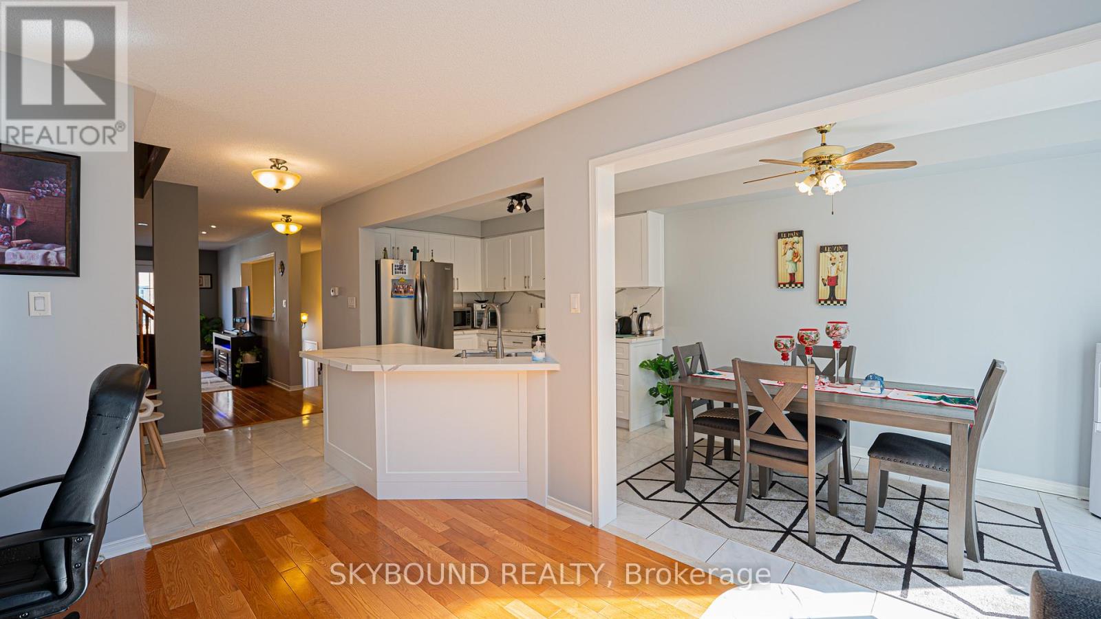 #43 1588 SOUTH PARADE COURT - 15