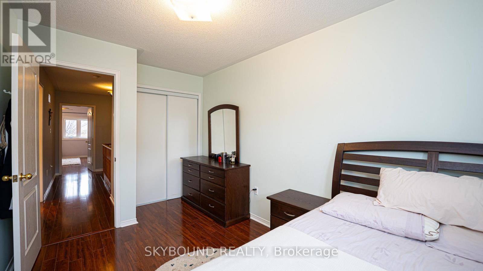 #43 1588 SOUTH PARADE COURT - 17