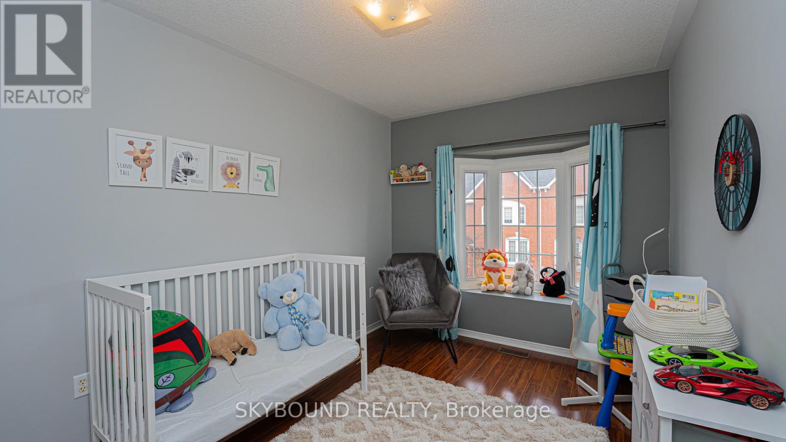 #43 1588 SOUTH PARADE COURT - 19