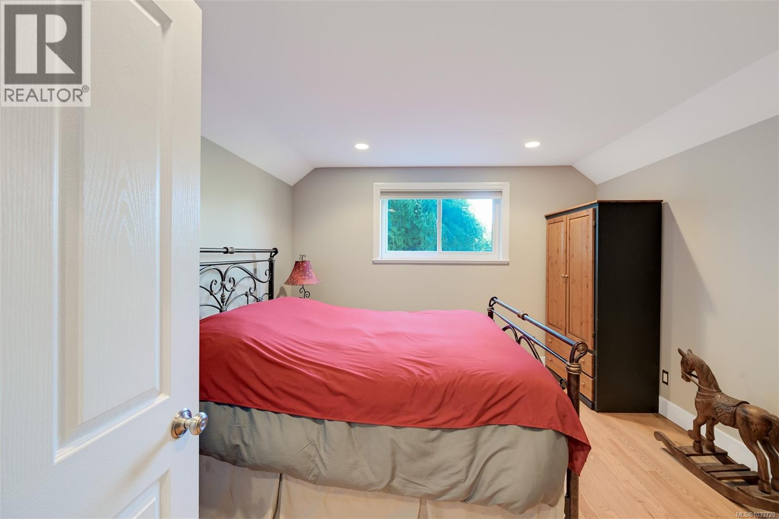 846 Aros Rd, Cobble Hill