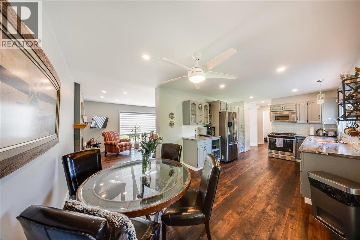 3715 Woodland Drive - 11