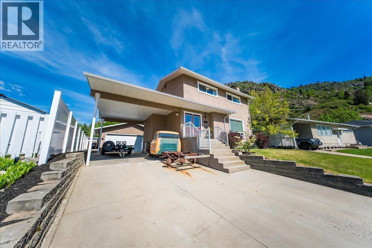 3715 Woodland Drive - Image 3