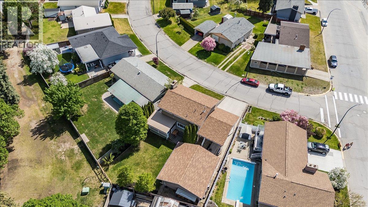3715 Woodland Drive - 49