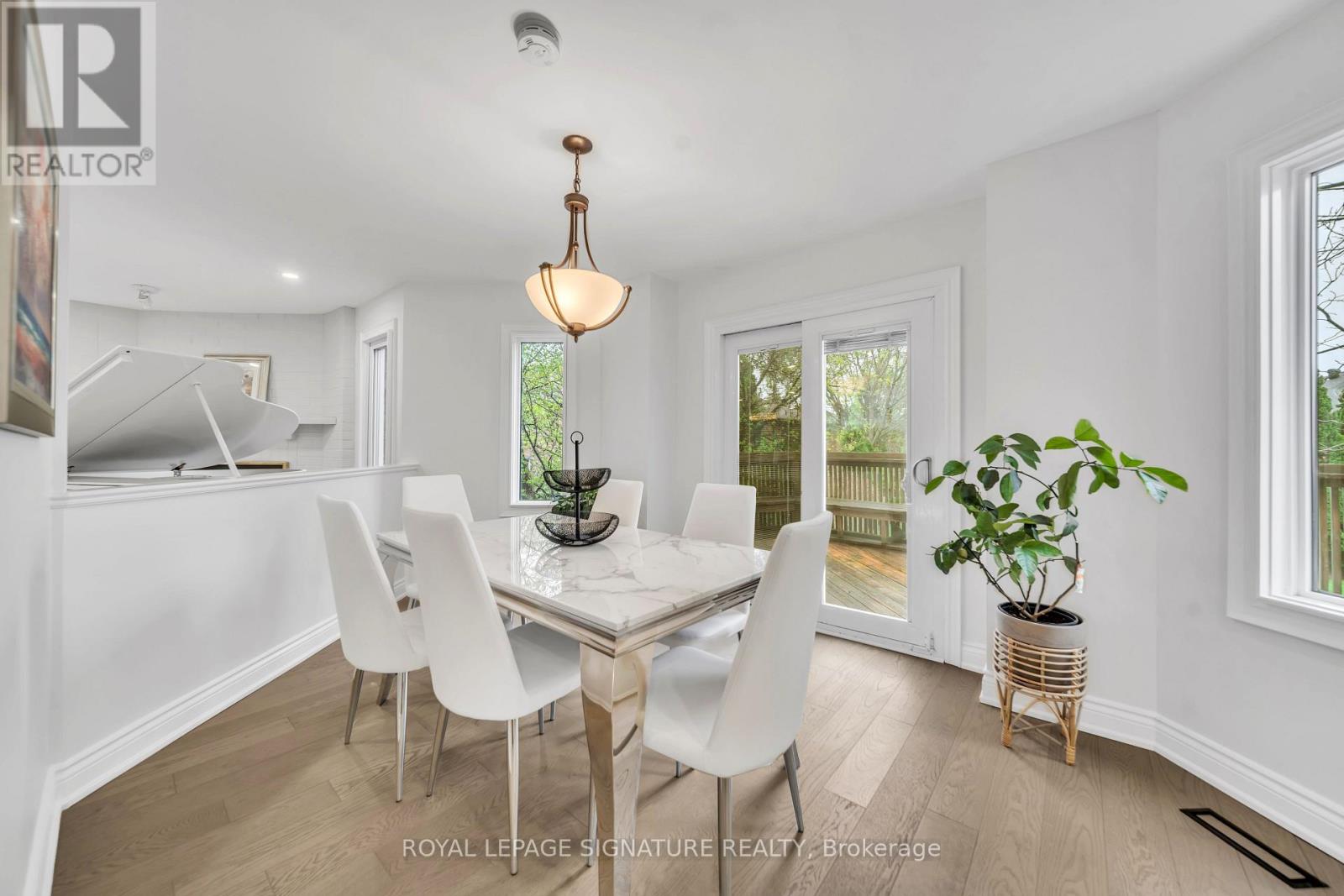 47 EDMUND SEAGER DRIVE - 10