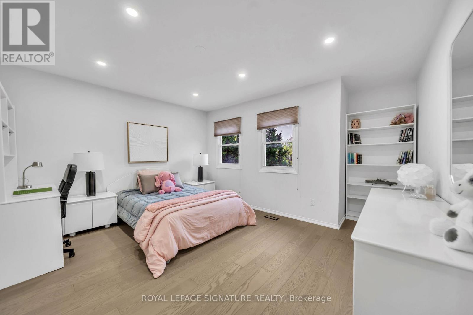 47 EDMUND SEAGER DRIVE - 19