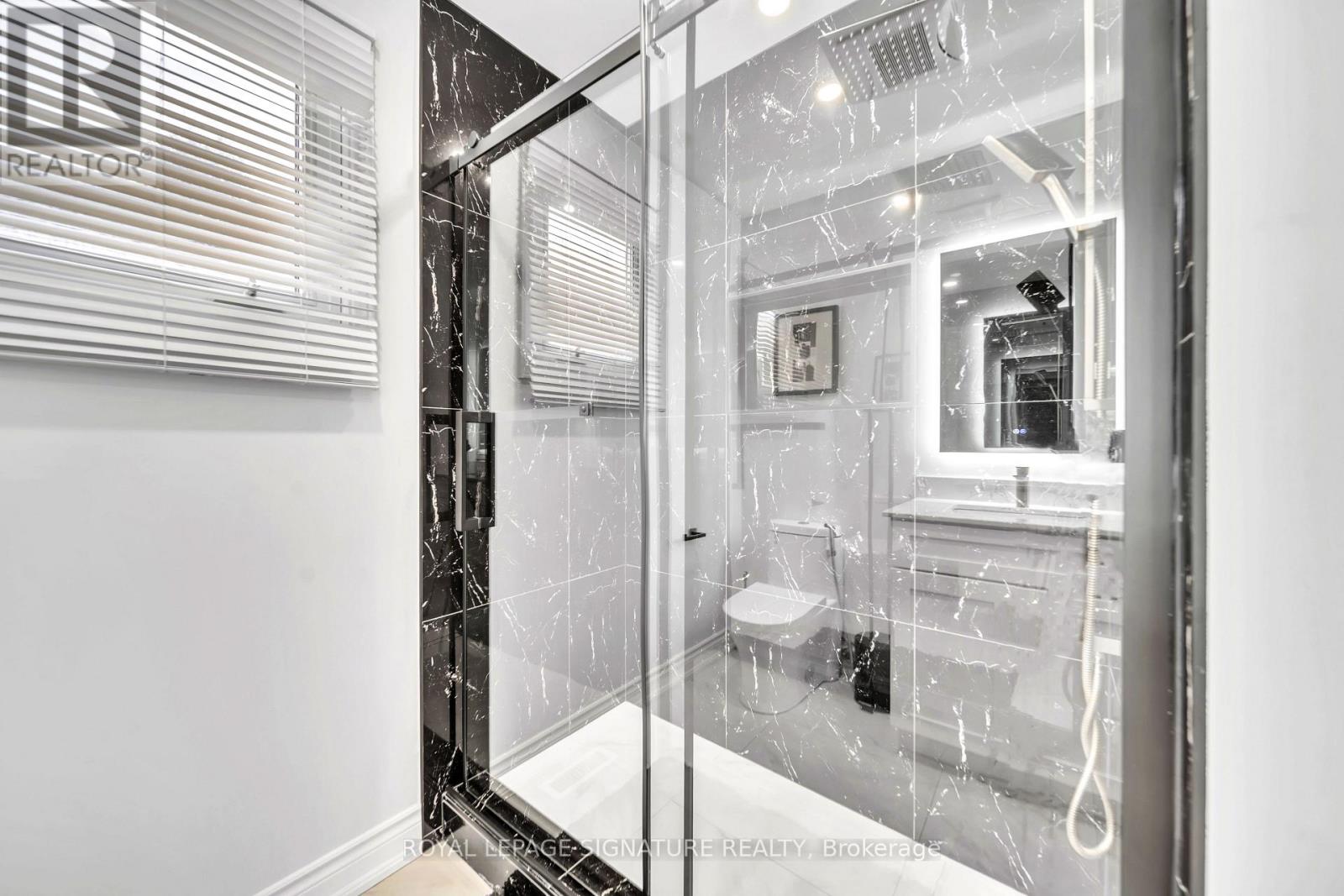 47 EDMUND SEAGER DRIVE - 22