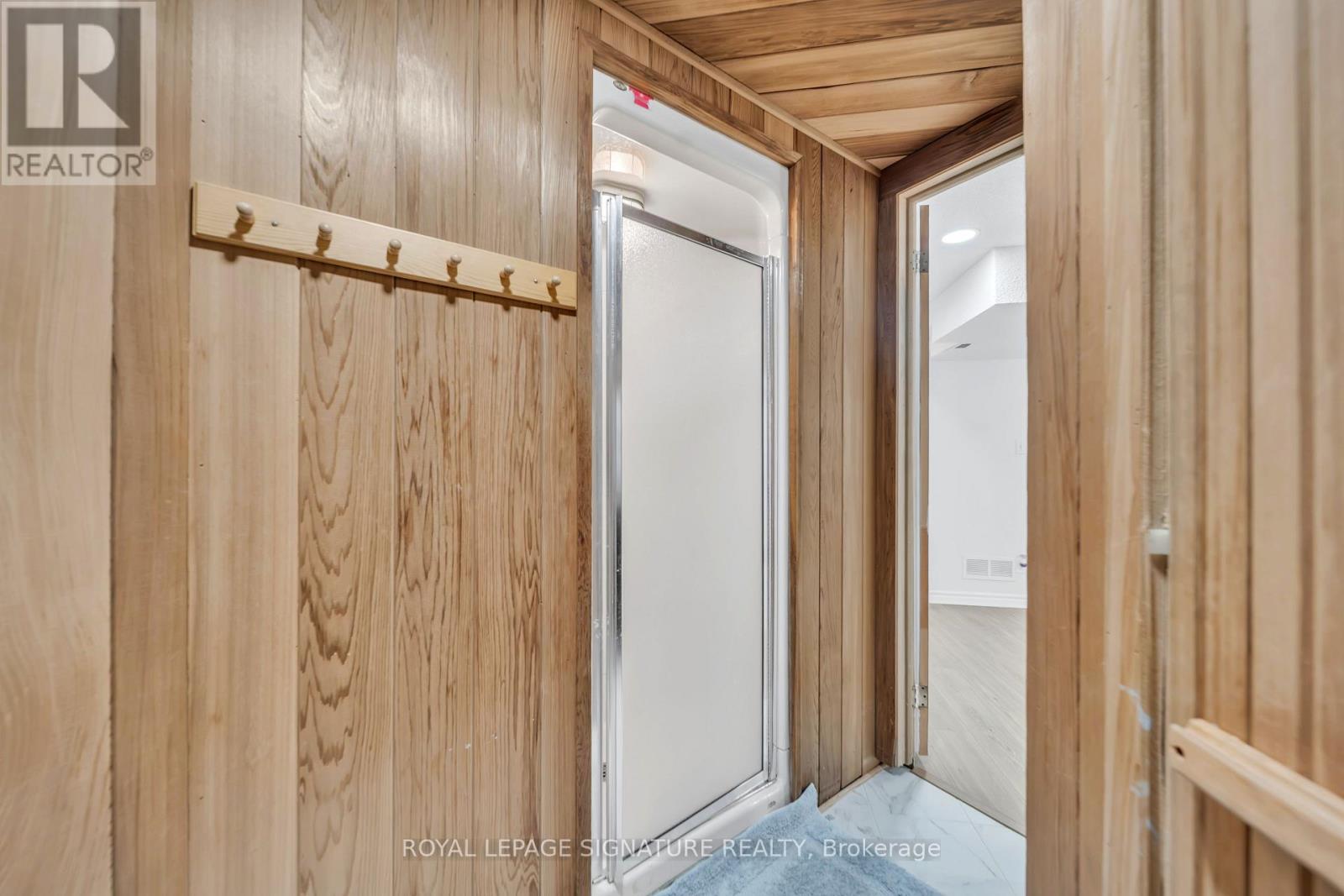 47 EDMUND SEAGER DRIVE - 32