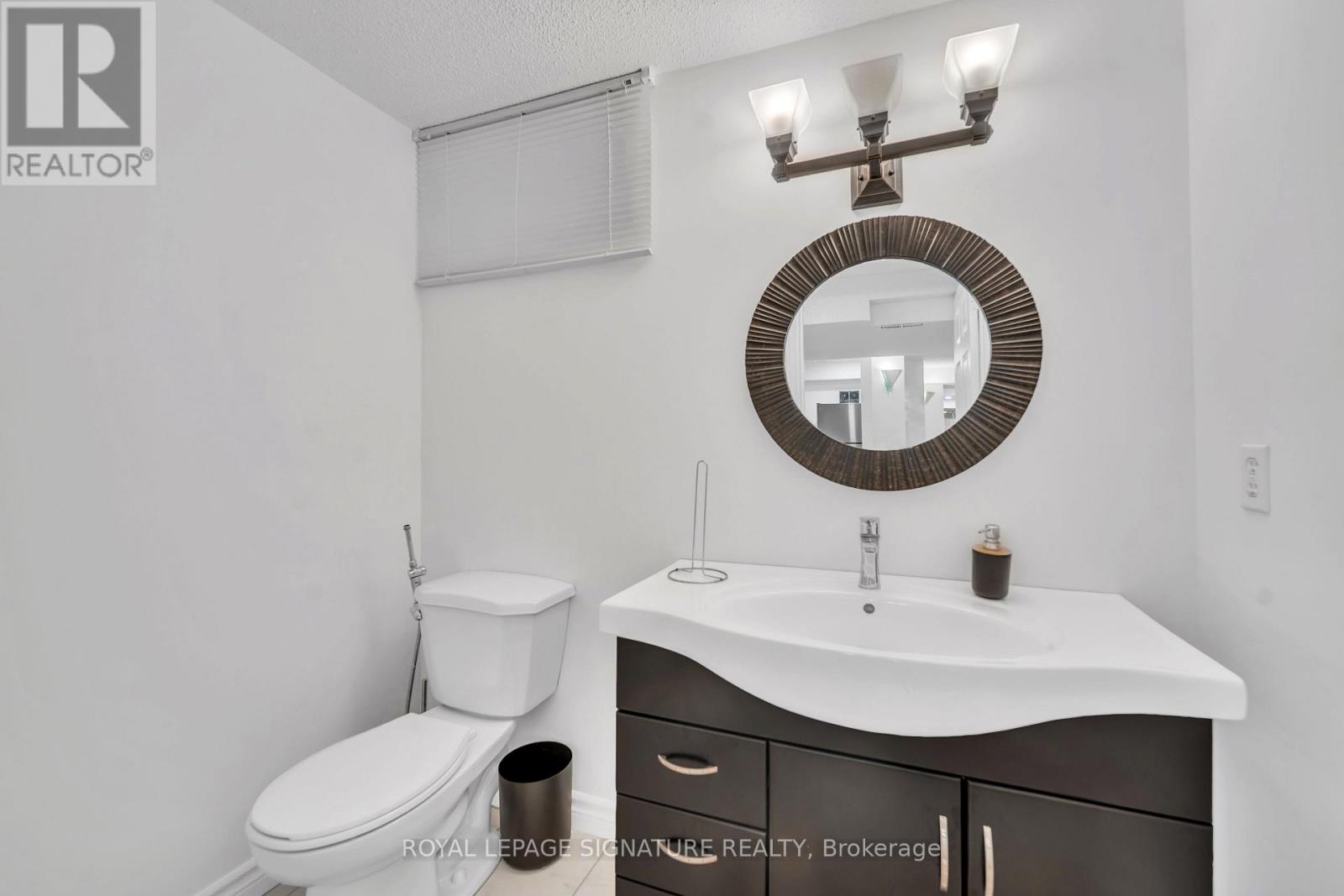 47 EDMUND SEAGER DRIVE - 33