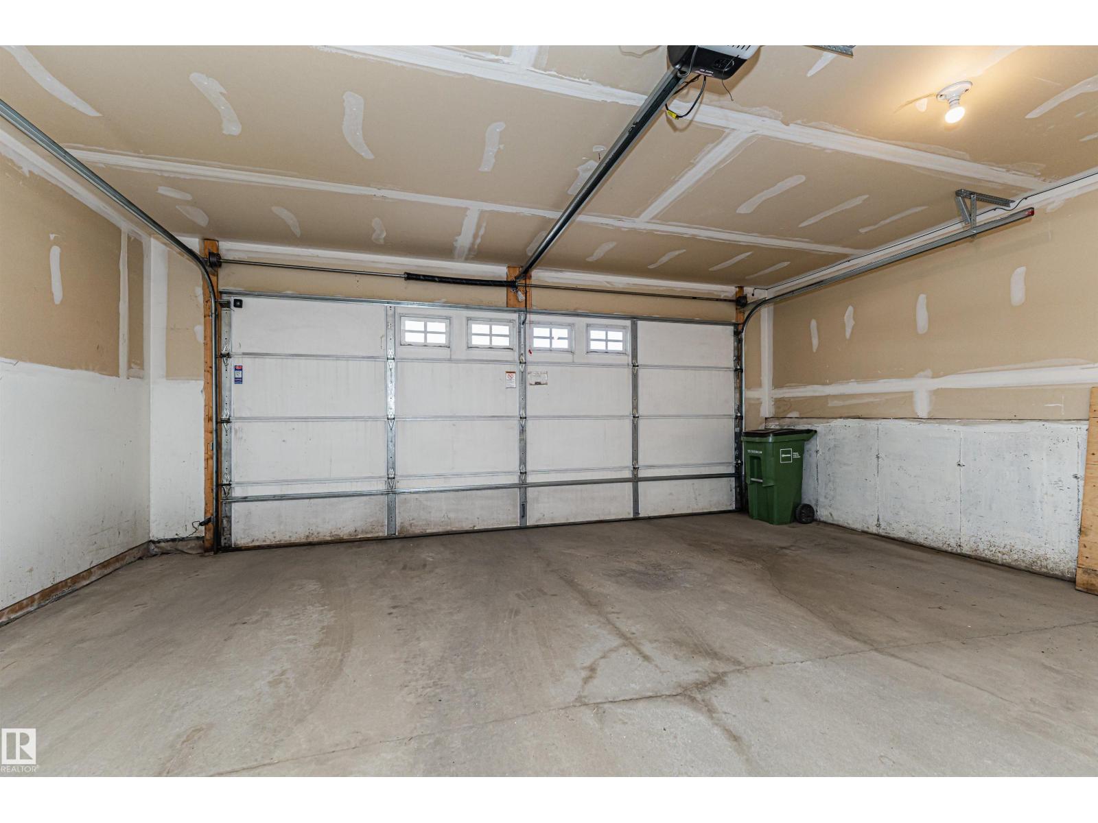 #110 3625 144 AV NW - 31