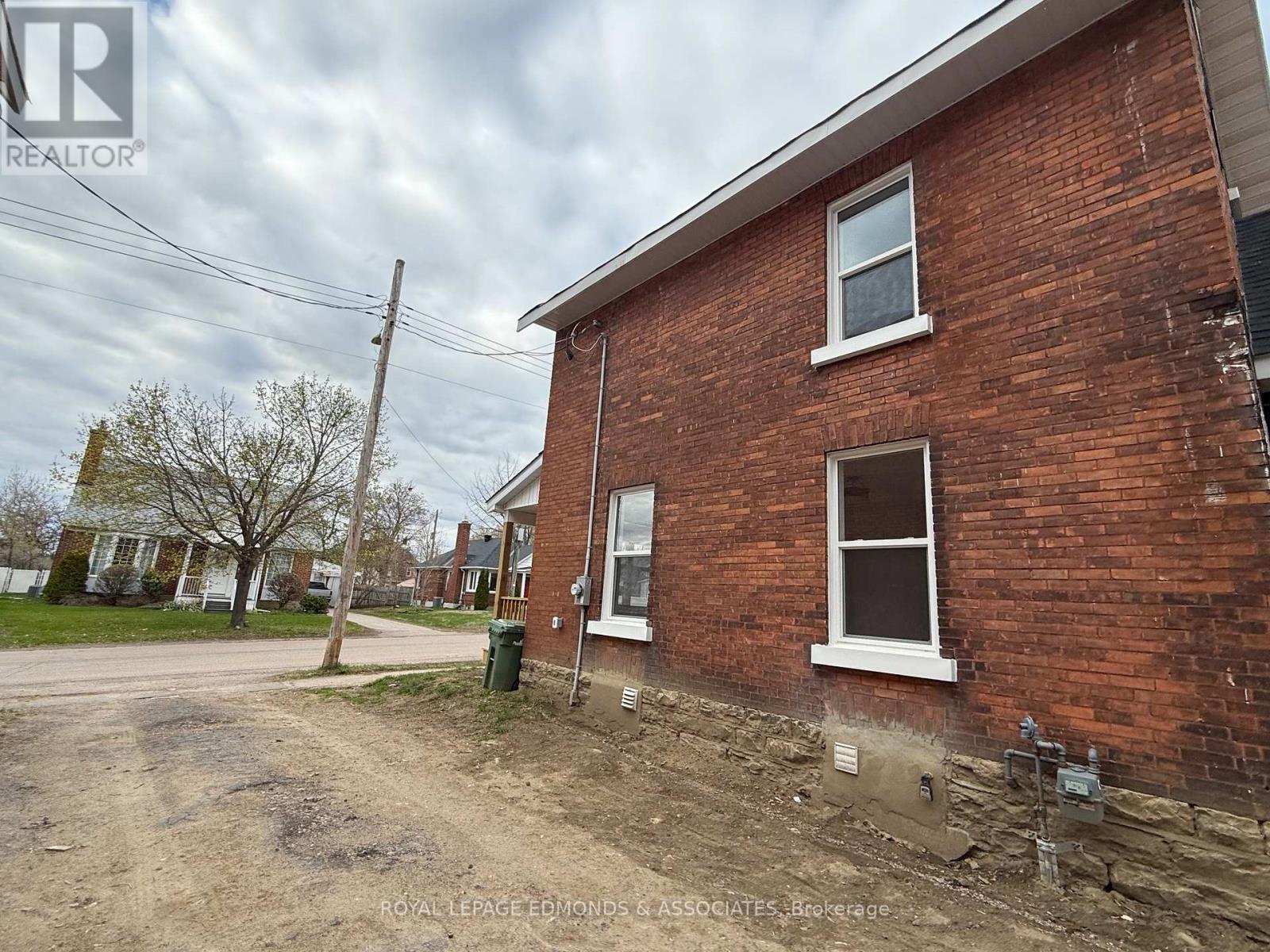 204 MCALLISTER STREET - 35