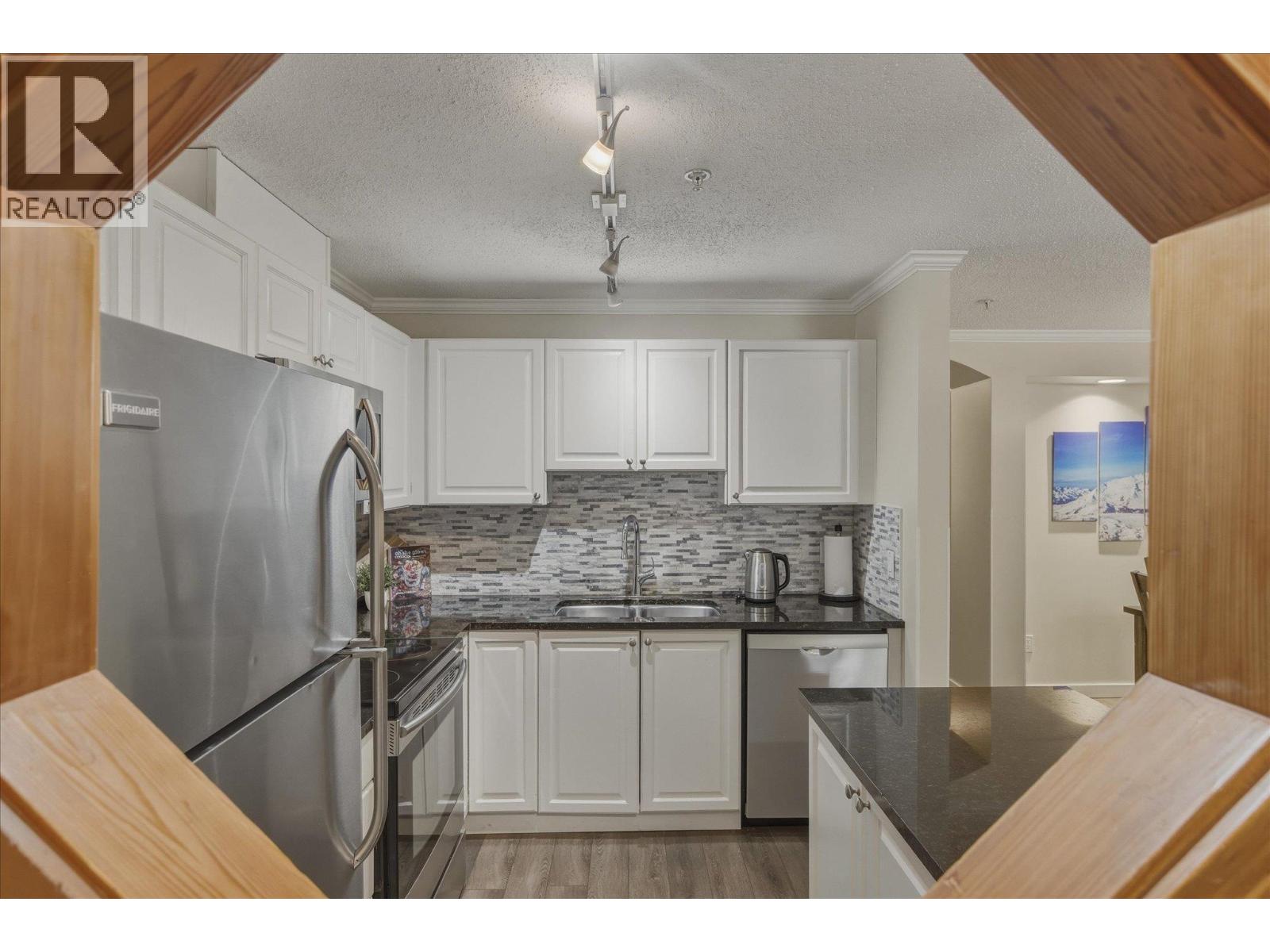 69 4335 NORTHLANDS BOULEVARD, Whistler