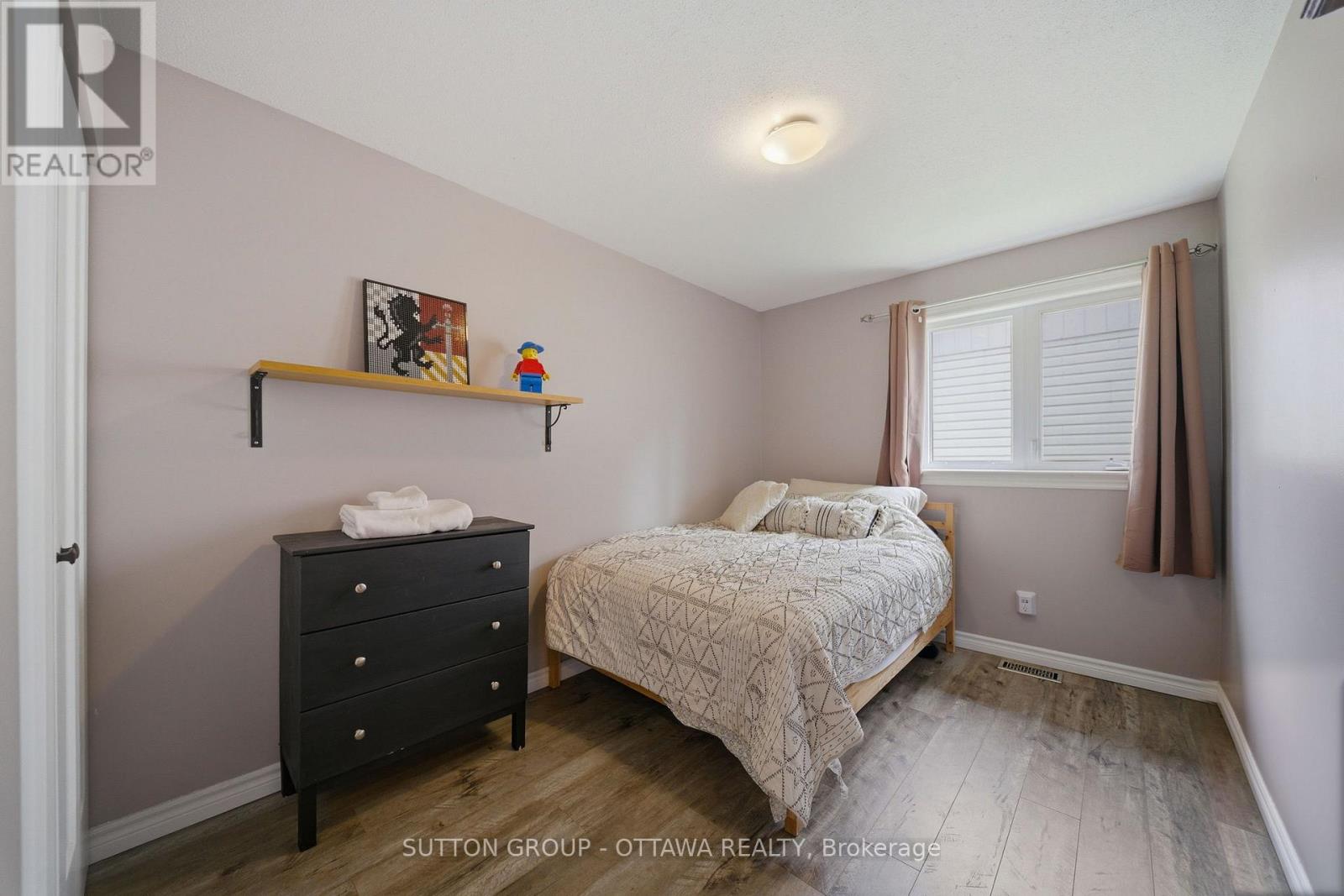380 MAPLE STREET - 12