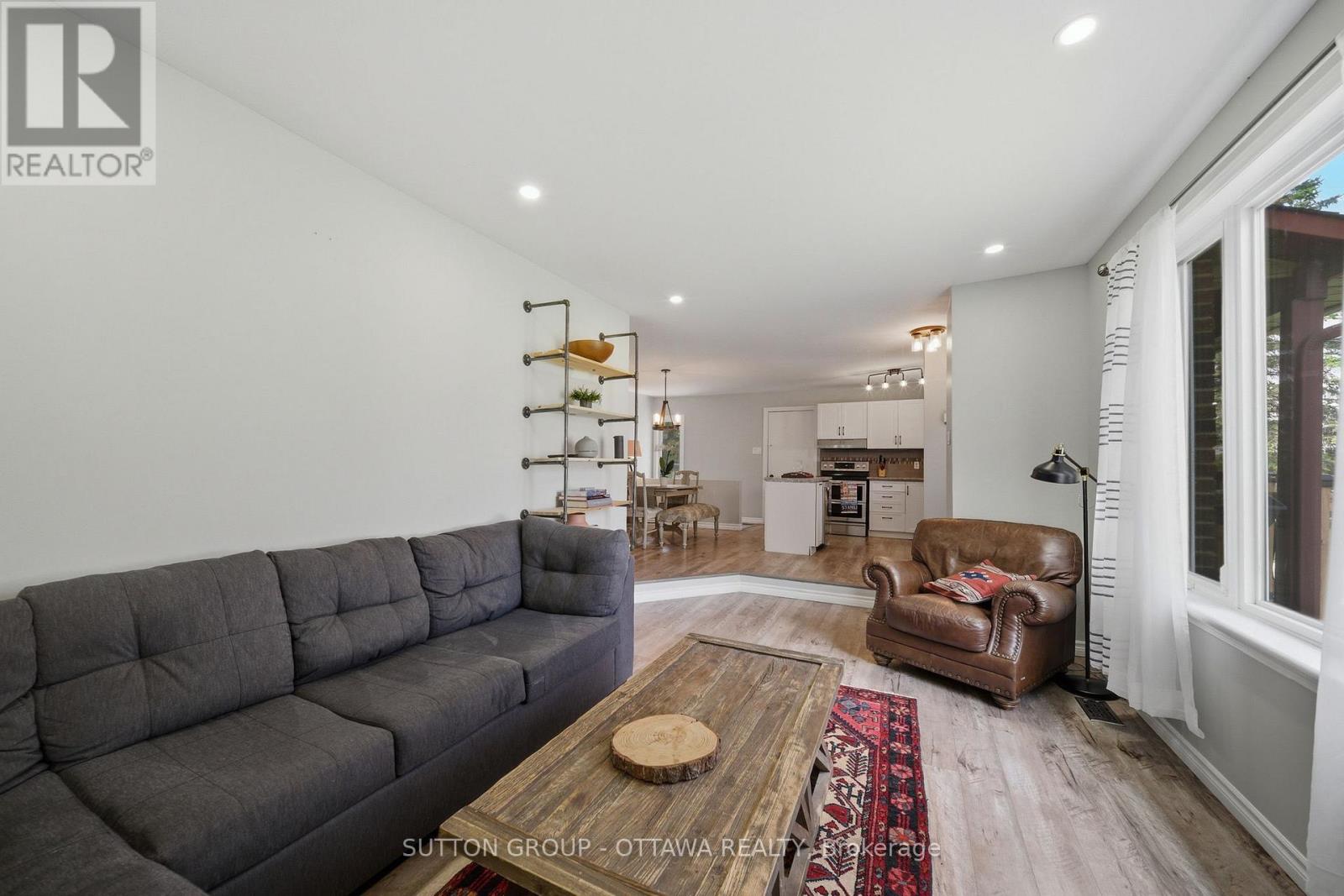 380 MAPLE STREET - 9