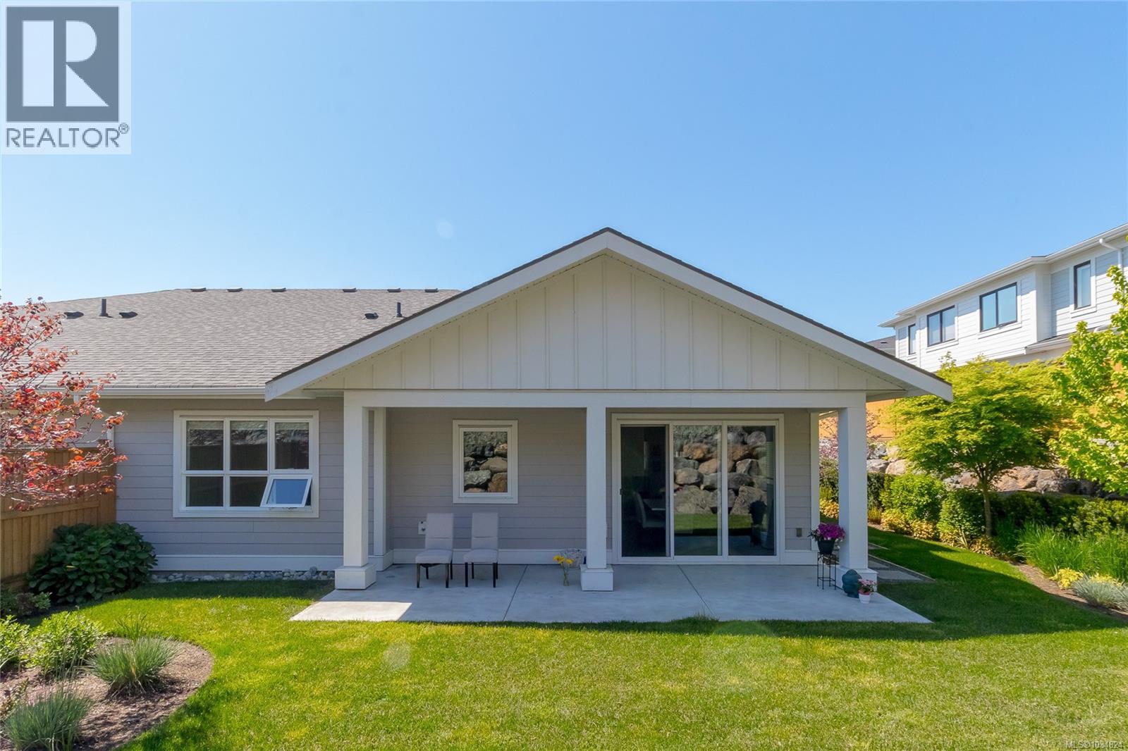 #14 265 Caspian Dr - 23