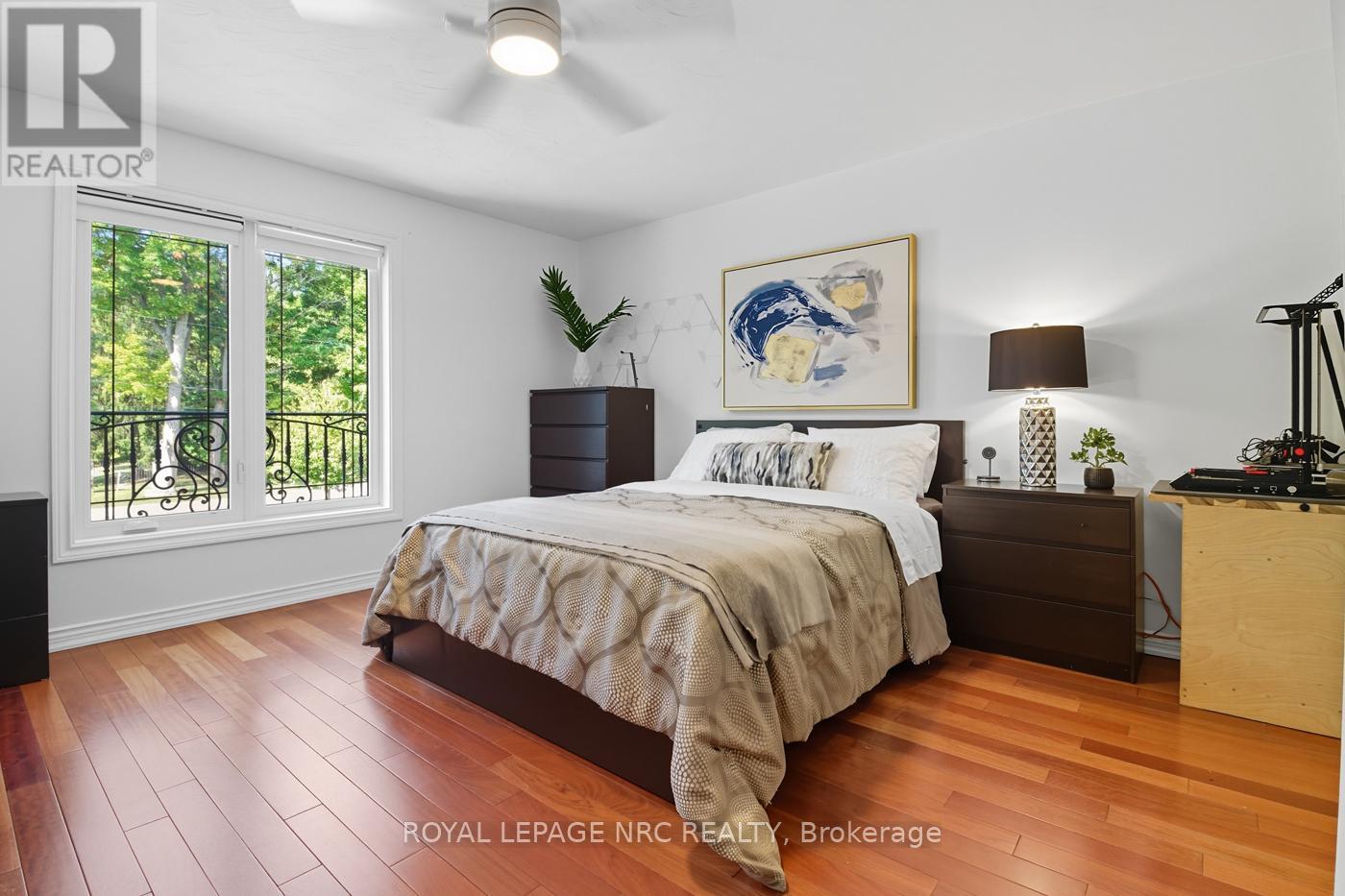 1629 PELHAM STREET N - 28