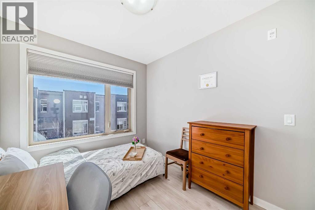 #220 7 Westpark Common SW - 26