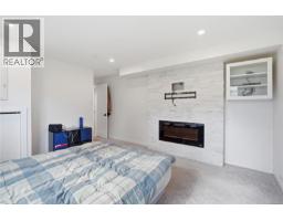 4261 Carey Rd, Saanich, BC V8Z4H1 Photo 20