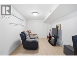 4261 Carey Rd, Saanich, BC V8Z4H1 Photo 23