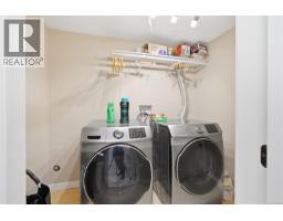 4261 Carey Rd, Saanich, BC V8Z4H1 Photo 28