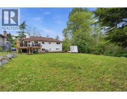 4261 Carey Rd, Saanich, BC V8Z4H1 Photo 29