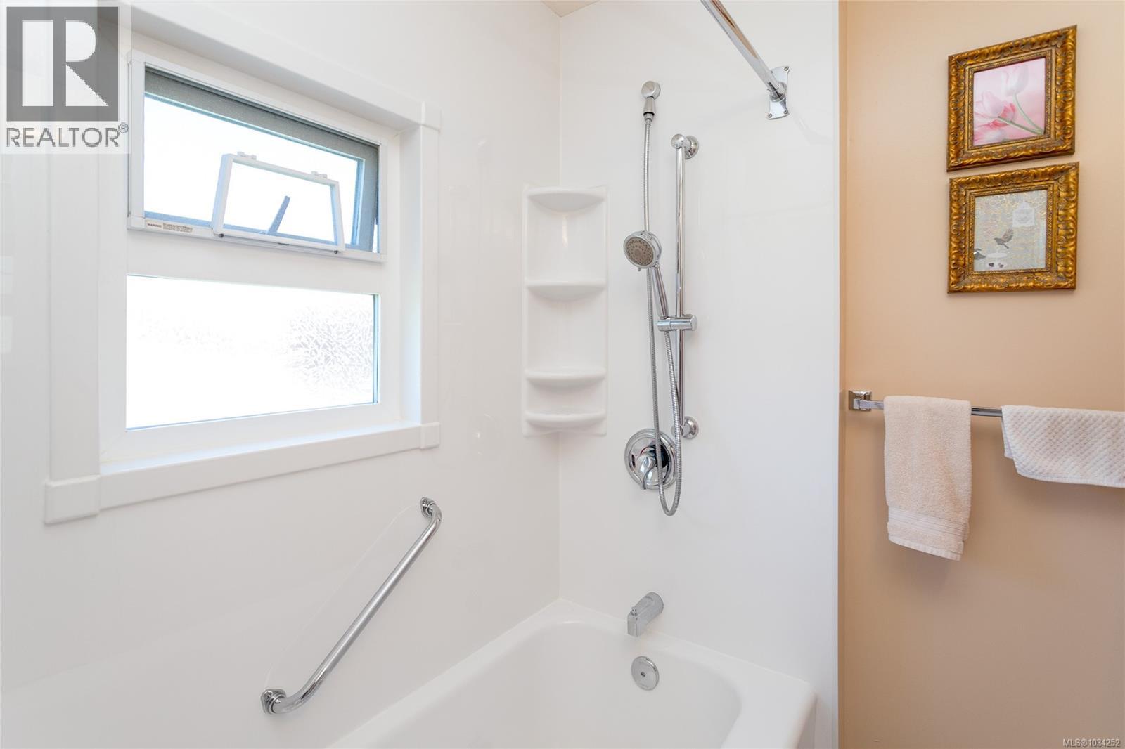 2238 Shakespeare St - 17